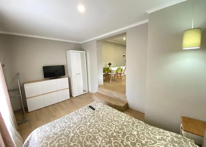 Villa Park 411Готель